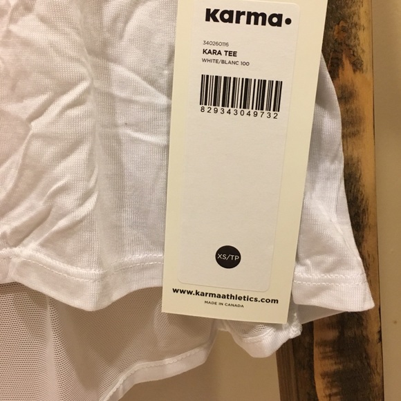 Price✂️ Karma Light White Top - Picture 3 of 3